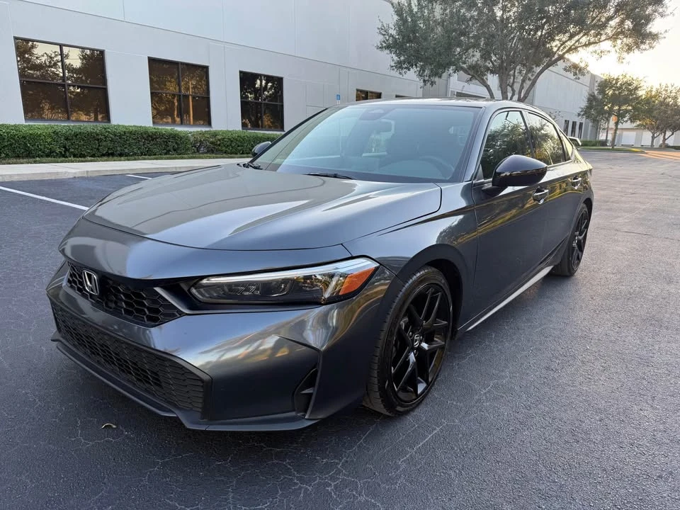 2025 Honda Civic 11th Gen - Image 5 of 13