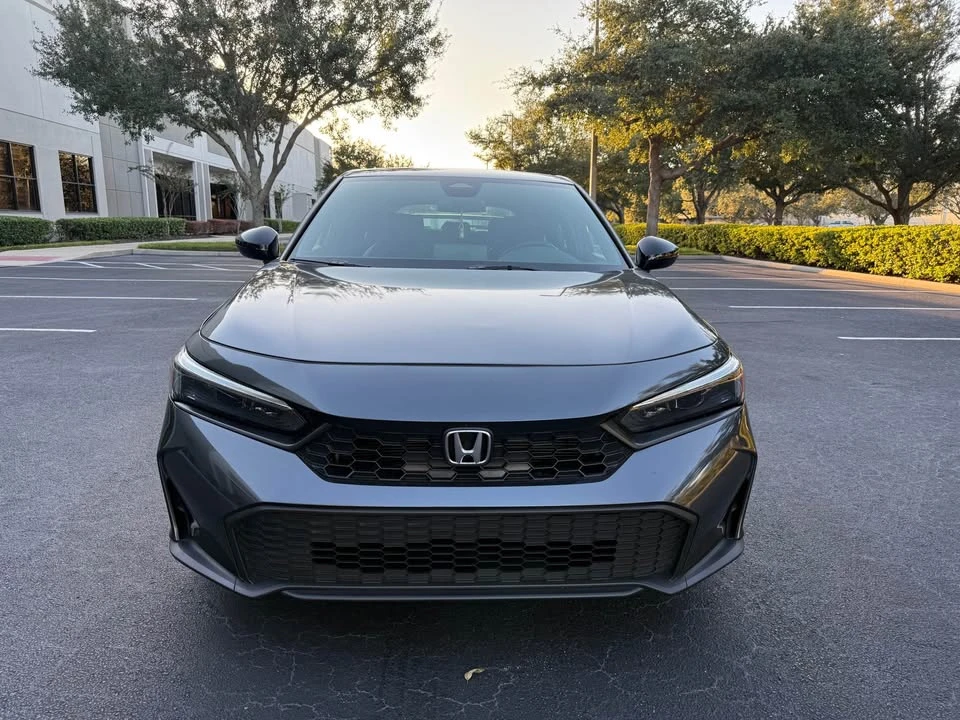 2025 Honda Civic 11th Gen - Image 8 of 13