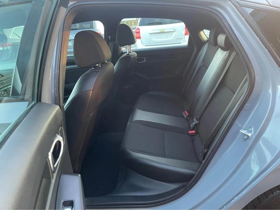 2025 Honda Civic 11th Gen - Image 13 of 20