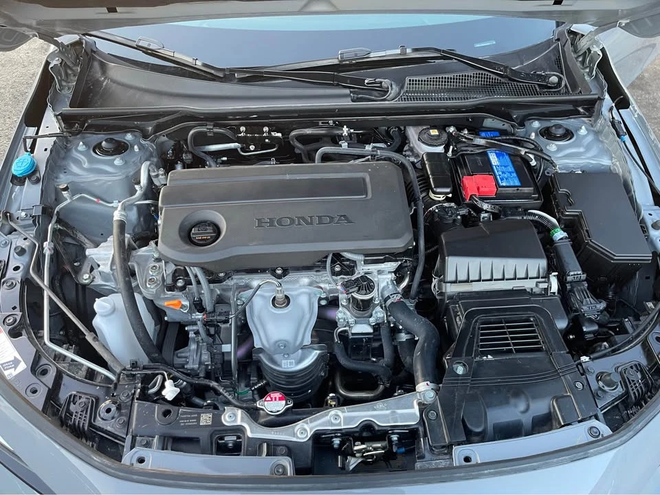 2025 Honda Civic 11th Gen - Image 18 of 20