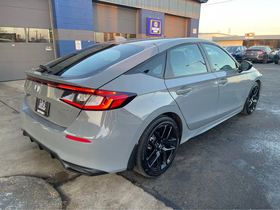 2025 Honda Civic 11th Gen - Image 7 of 20