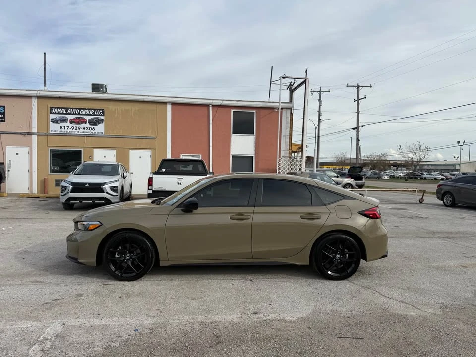 2025 Honda Civic 11th Gen - Image 7 of 17
