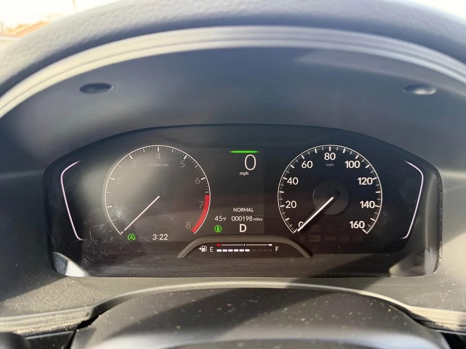 2025 Honda Civic 11th Gen - Image 9 of 15