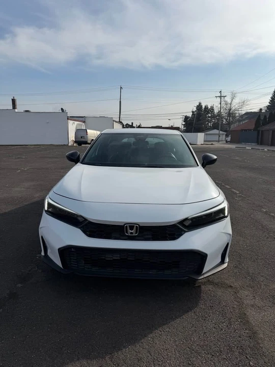 2025 Honda Civic 11th Gen - Image 2 of 15