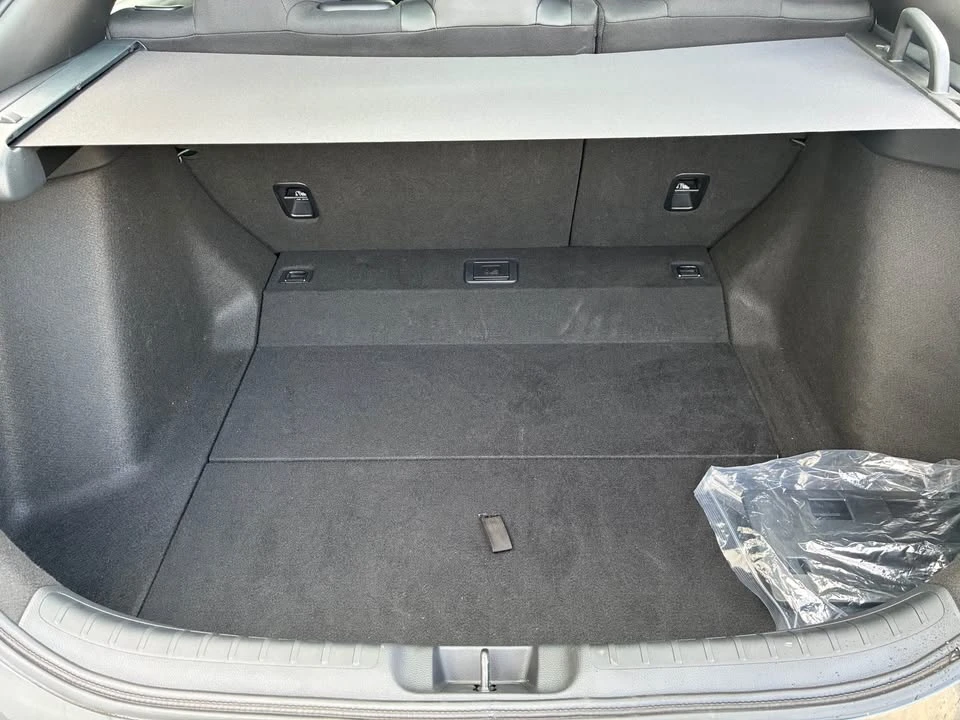 2025 Honda Civic 11th Gen - Image 18 of 19