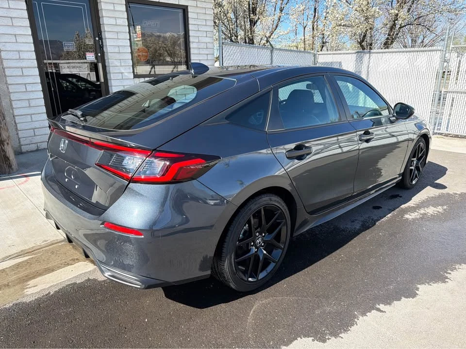2025 Honda Civic 11th Gen - Image 2 of 12