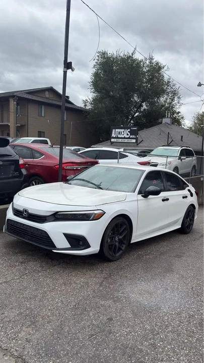 2025 Honda Civic 11th Gen - Image 6 of 8