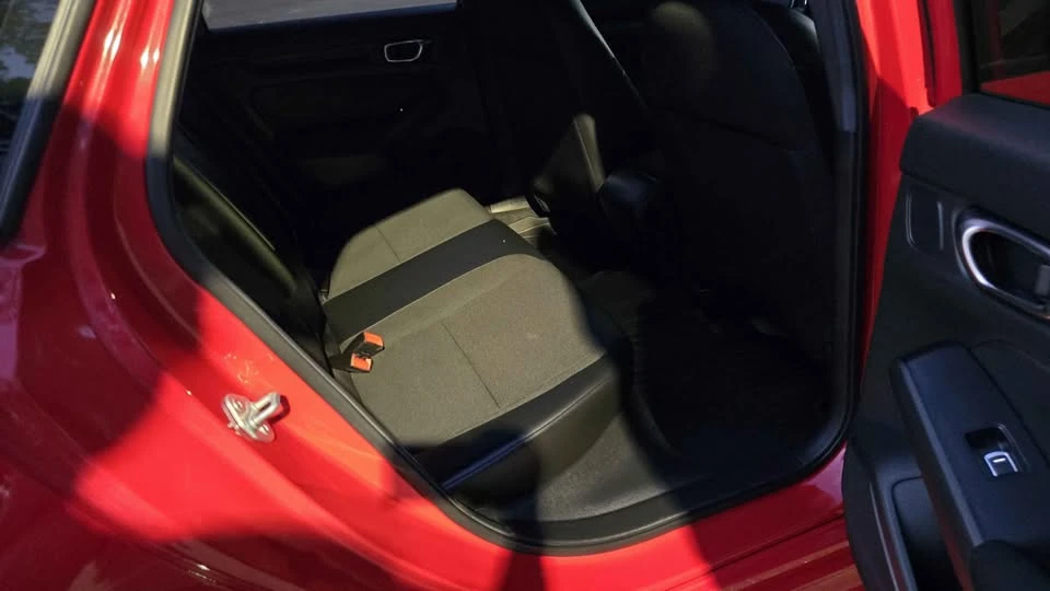 2025 Honda Civic 11th Gen - Image 13 of 15