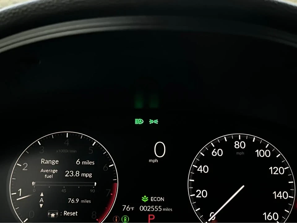 2025 Honda Civic 11th Gen - Image 5 of 6