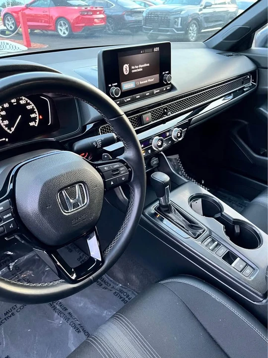 2025 Honda Civic 11th Gen - Image 6 of 16