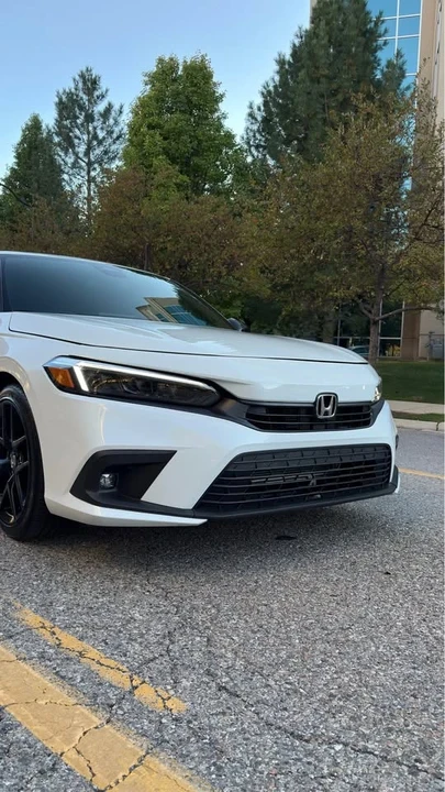 2025 Honda Civic 11th Gen - Image 18 of 20