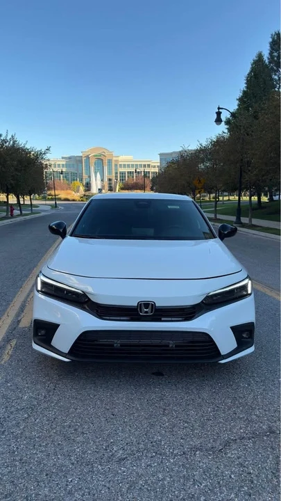 2025 Honda Civic 11th Gen - Image 2 of 20