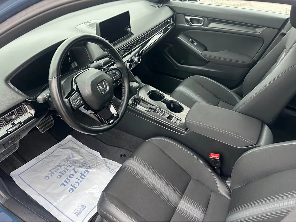 2025 Honda Civic 11th Gen - Image 7 of 11