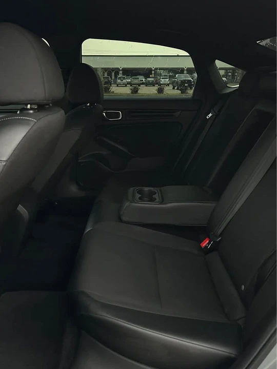 2025 Honda Civic 11th Gen - Image 5 of 17