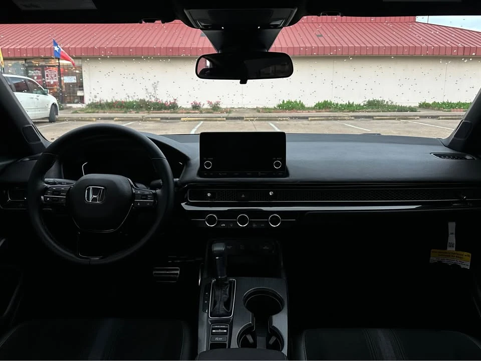 2025 Honda Civic 11th Gen - Image 7 of 17