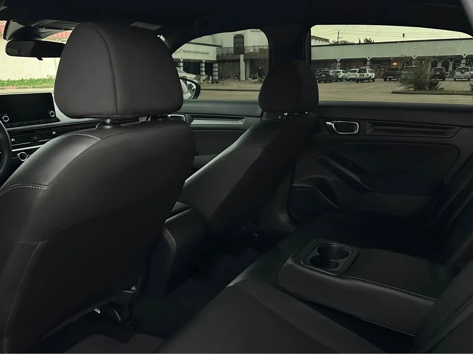 2025 Honda Civic 11th Gen - Image 6 of 17