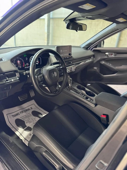 2025 Honda Civic 11th Gen - Image 8 of 9