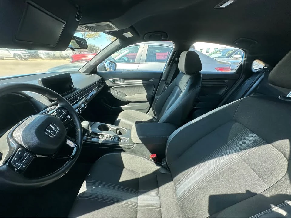 2025 Honda Civic 11th Gen - Image 6 of 10