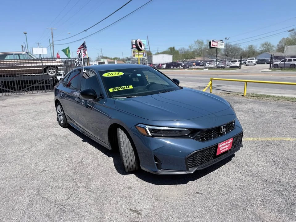 2025 Honda Civic 11th Gen - Image 2 of 10