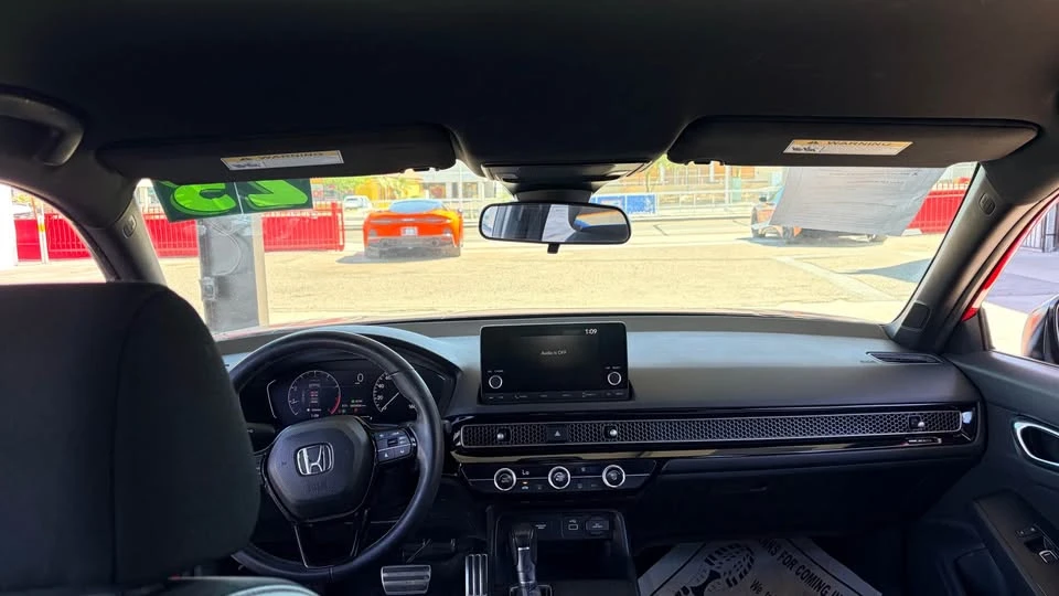 2025 Honda Civic 11th Gen - Image 6 of 6