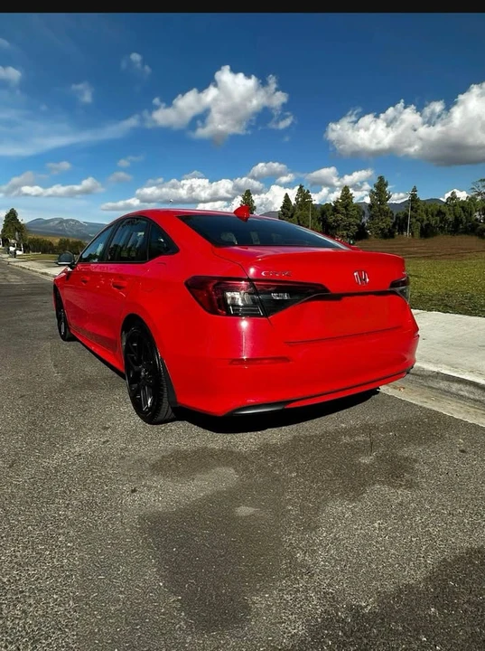 2025 Honda Civic 11th Gen - Image 7 of 8