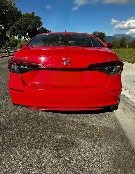 2025 Honda Civic 11th Gen - Image 6 of 8