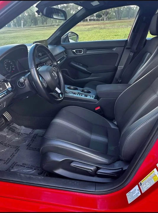 2025 Honda Civic 11th Gen - Image 3 of 8