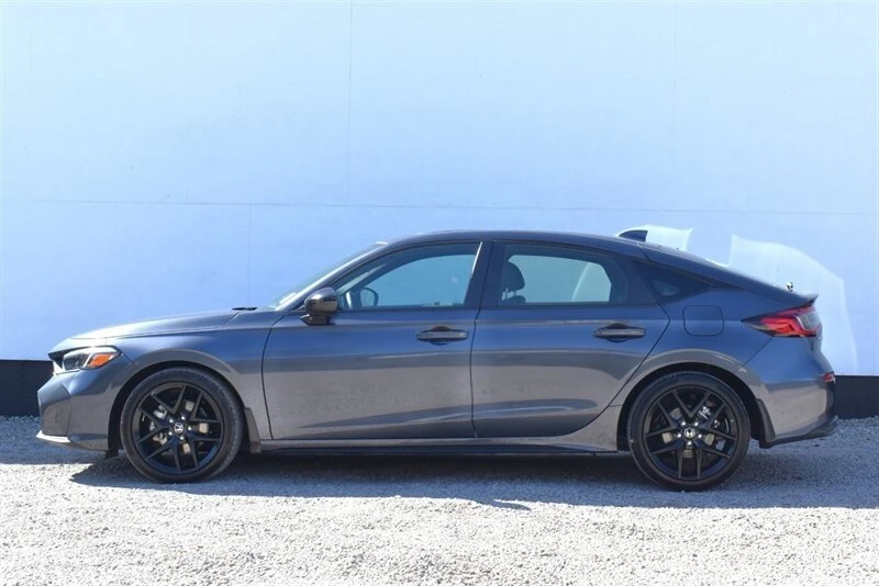 2025 Honda Civic 11th Gen - Image 9 of 20