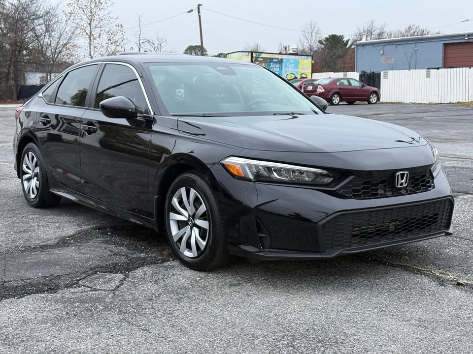 2025 Honda Civic 11th Gen - Image 3 of 10
