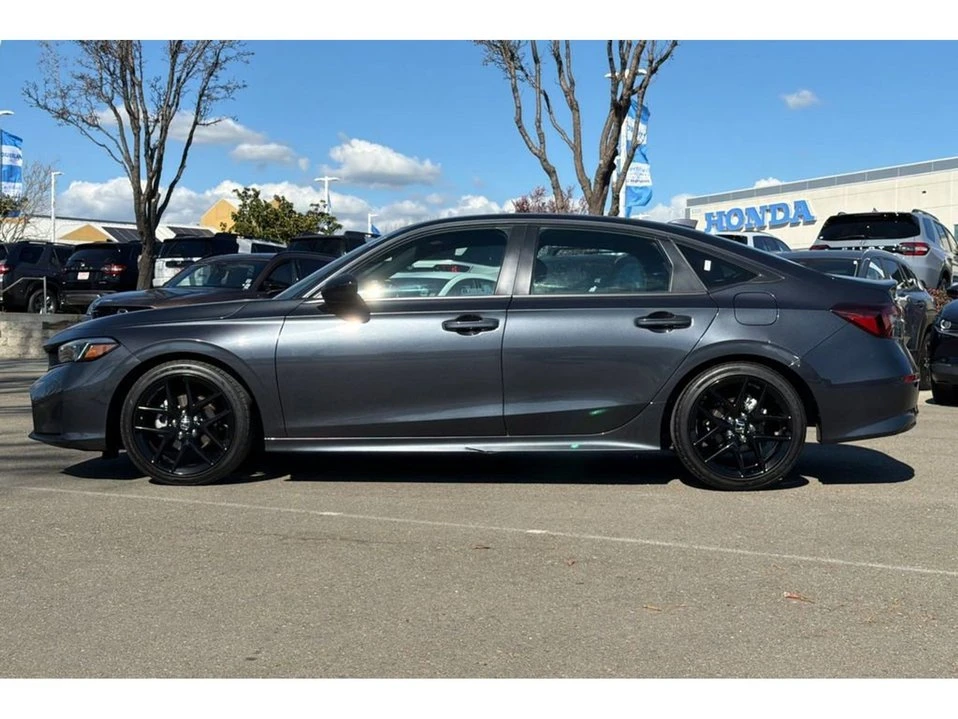 2025 Honda Civic 11th Gen - Image 7 of 10