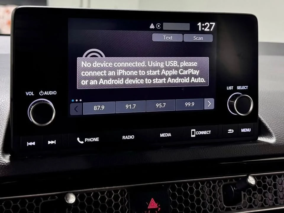2025 Honda Civic 11th Gen - Image 17 of 20