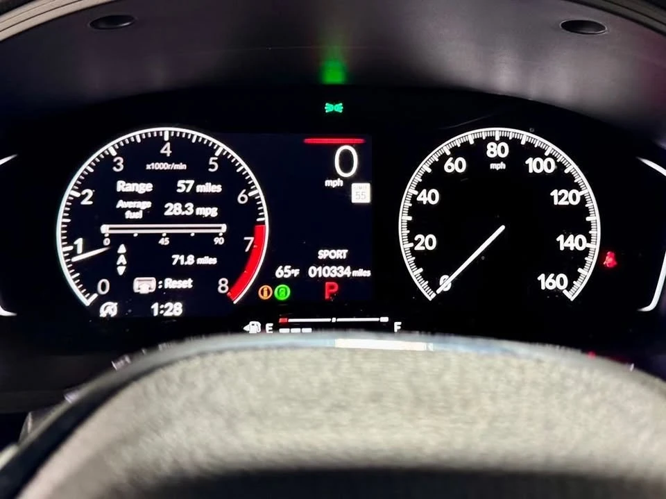 2025 Honda Civic 11th Gen - Image 14 of 20
