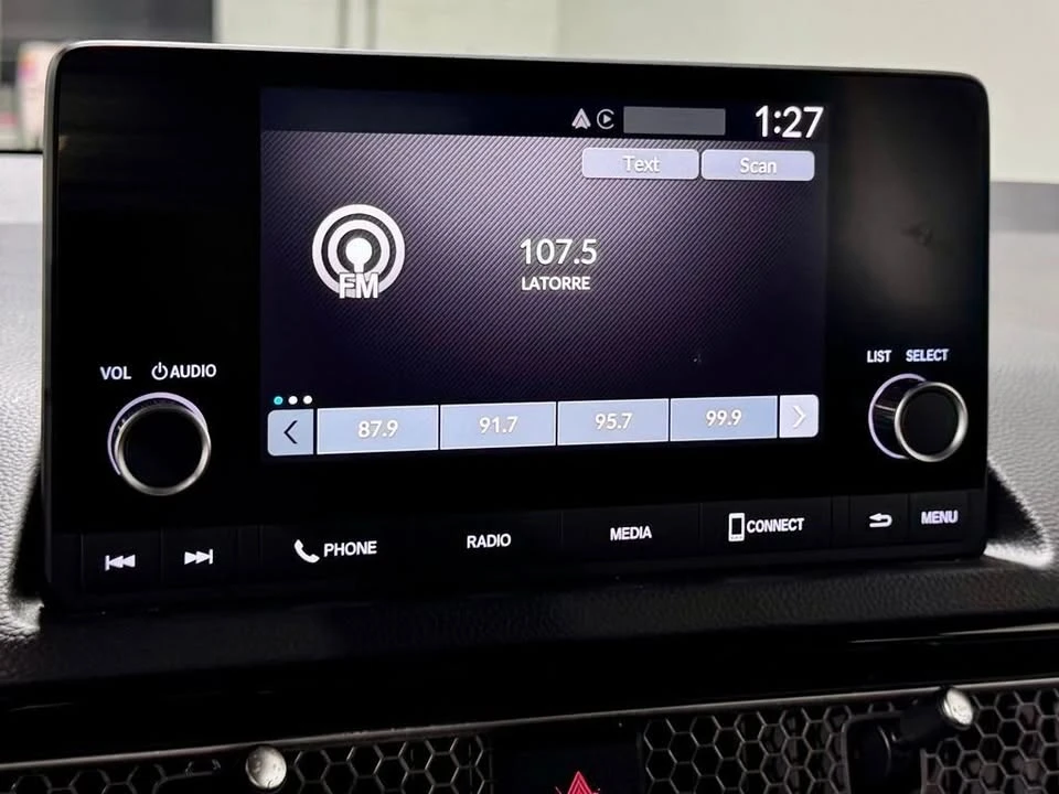 2025 Honda Civic 11th Gen - Image 16 of 20