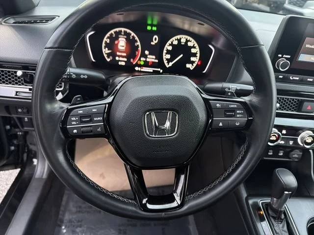 2025 Honda Civic 11th Gen - Image 10 of 19