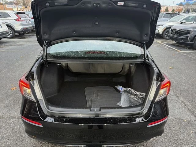 2025 Honda Civic 11th Gen - Image 17 of 19