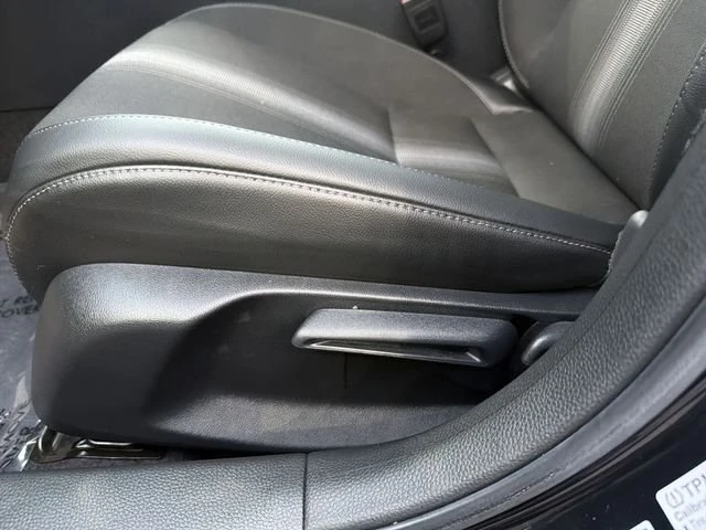 2025 Honda Civic 11th Gen - Image 12 of 19