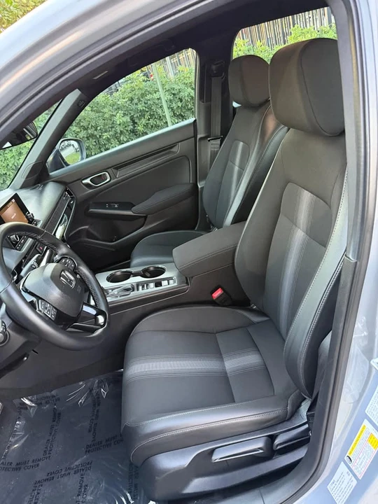 2025 Honda Civic 11th Gen - Image 2 of 20