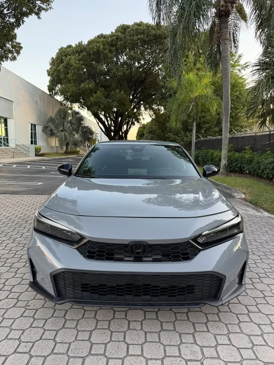 2025 Honda Civic 11th Gen - Image 19 of 20