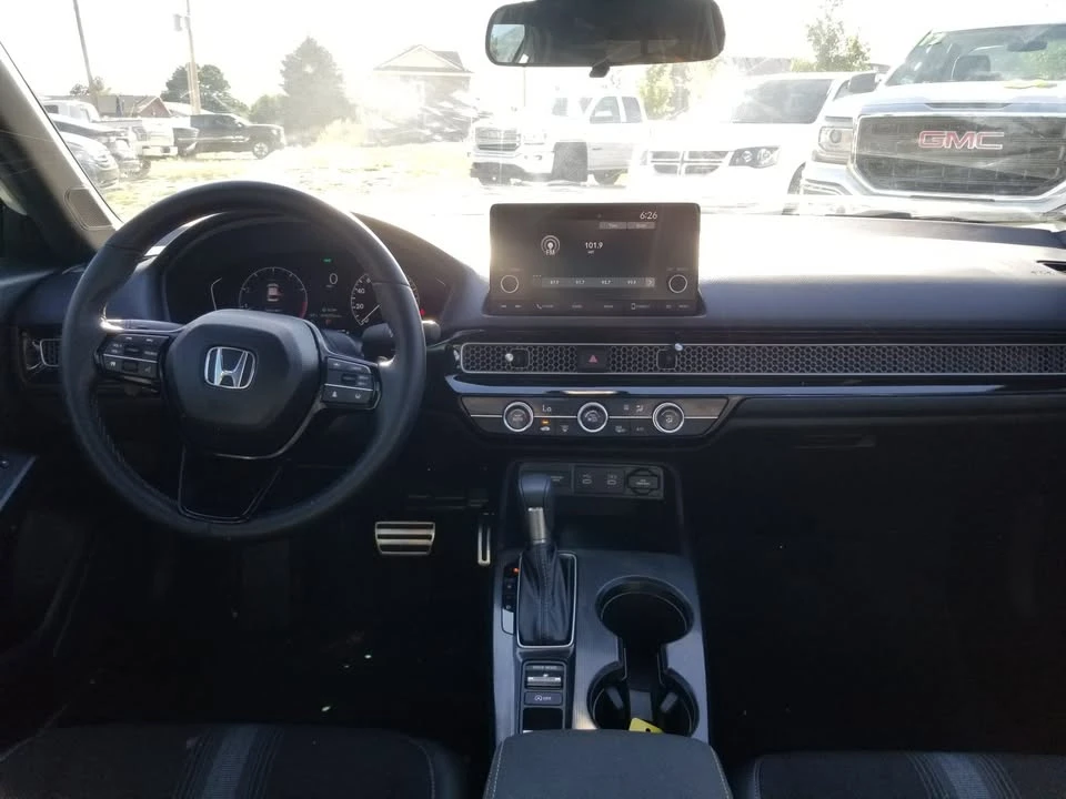 2025 Honda Civic 11th Gen - Image 13 of 20