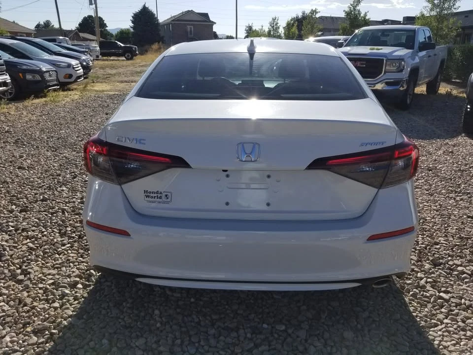 2025 Honda Civic 11th Gen - Image 8 of 20