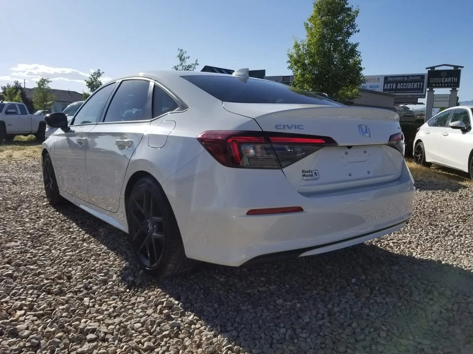 2025 Honda Civic 11th Gen - Image 4 of 20