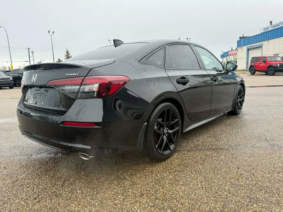 2025 Honda Civic 11th Gen - Image 3 of 17