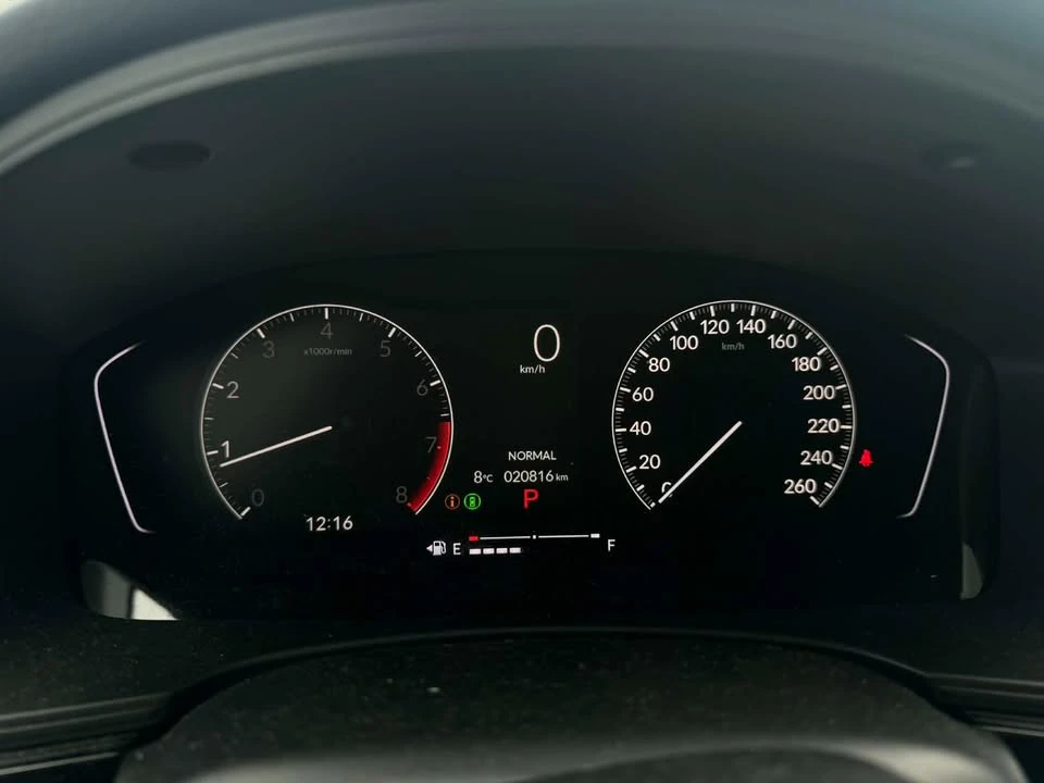 2025 Honda Civic 11th Gen - Image 15 of 17