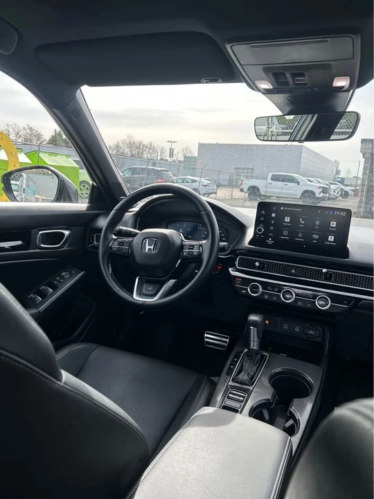 2025 Honda Civic 11th Gen - Image 9 of 11