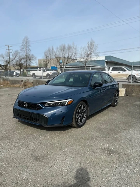 2025 Honda Civic 11th Gen - Image 2 of 11