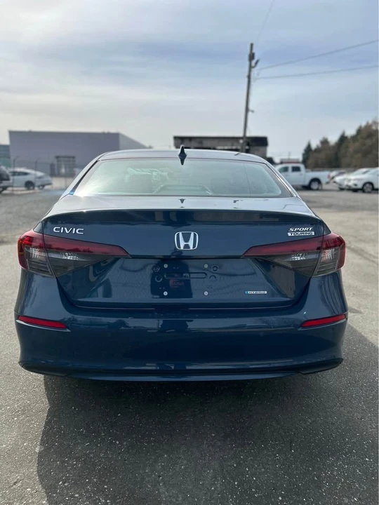 2025 Honda Civic 11th Gen - Image 5 of 11