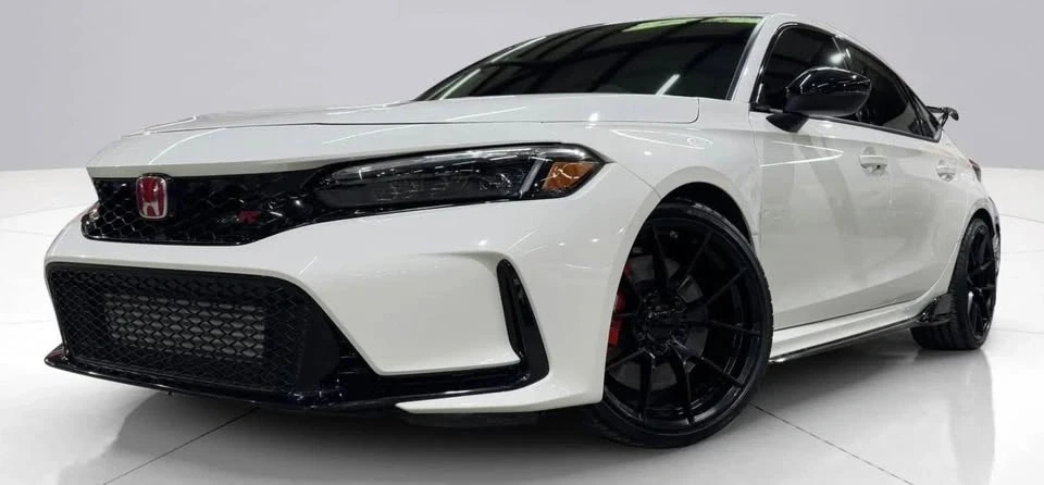 2025 Honda FL5 Civic Type R - Image 3 of 17