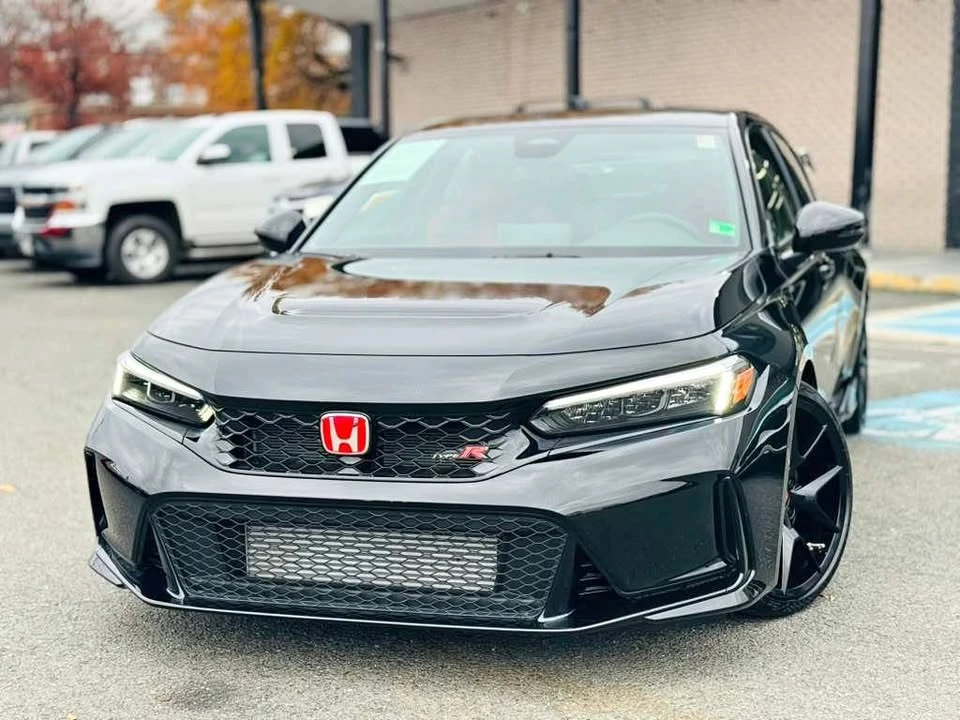 2025 Honda FL5 Civic Type R - Image 1 of 14