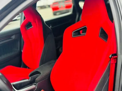2025 Honda FL5 Civic Type R - Image 4 of 14