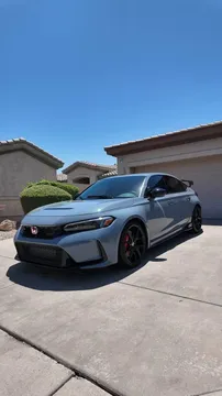 2025 Honda FL5 Civic Type R - Image 2 of 12